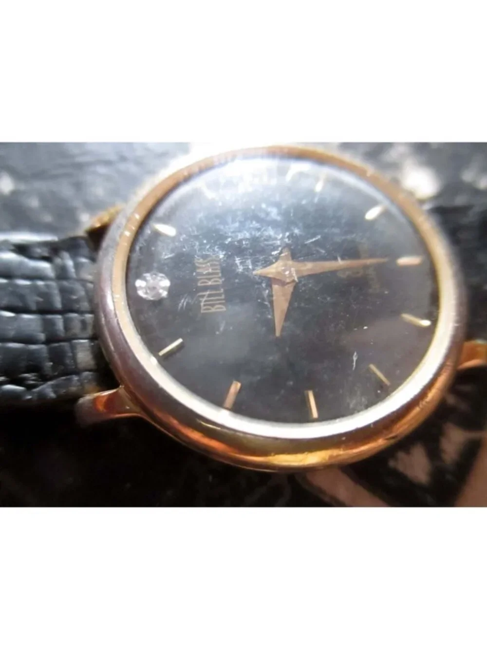 Women's Bill Blass Quartz Gold Tone Dress Watch Leather Band DEAD BATTERY